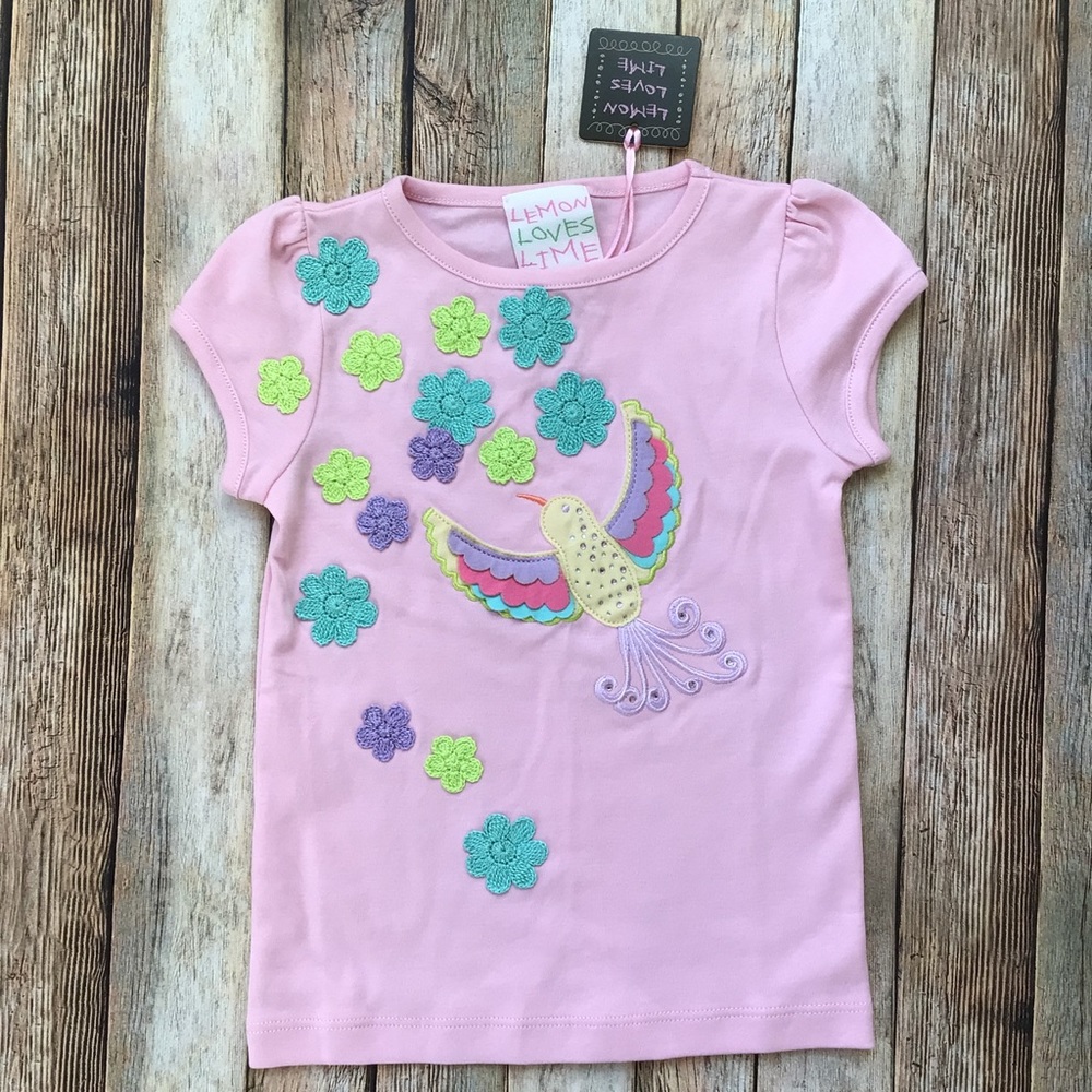 NWT Lemon Loves Lime Hummingbird Appliqué Tee